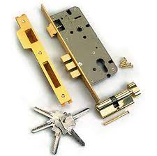 Замок врезной с защелкой, перфорированный ключ L01-45-70S TR N ключ-вертушка ― Двери 24 - онлайн